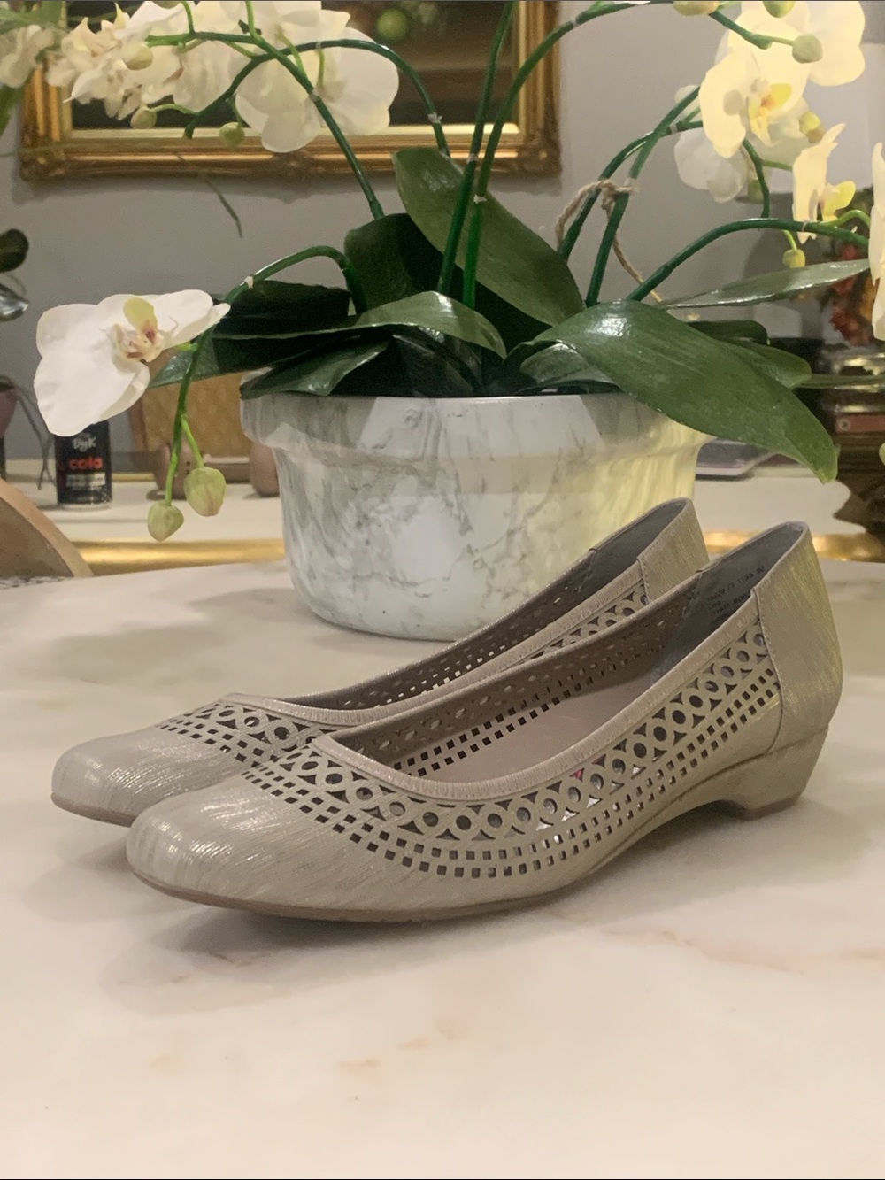NWOB ROS HOMMERSON Tina Silver dress shoes - Narrow width size 11 SS
